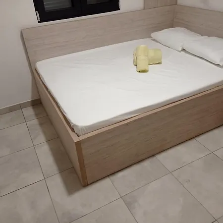 Apartmán Nikos & Patras Nea Plagia