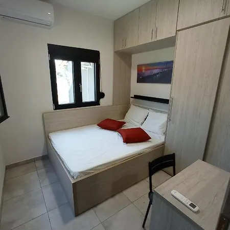 Apartmán Nikos & Patras Nea Plagia