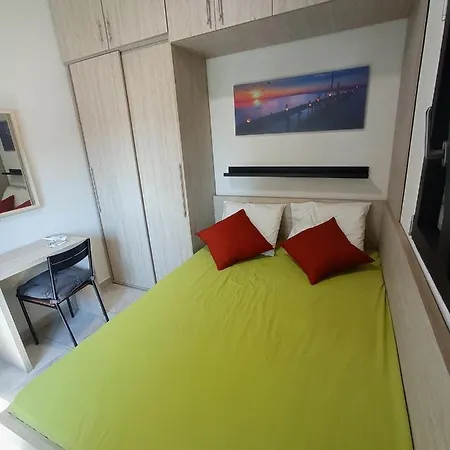 Apartmán Nikos & Patras Nea Plagia