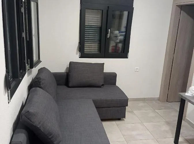 Apartament Nikos & Patras Nea Plagia