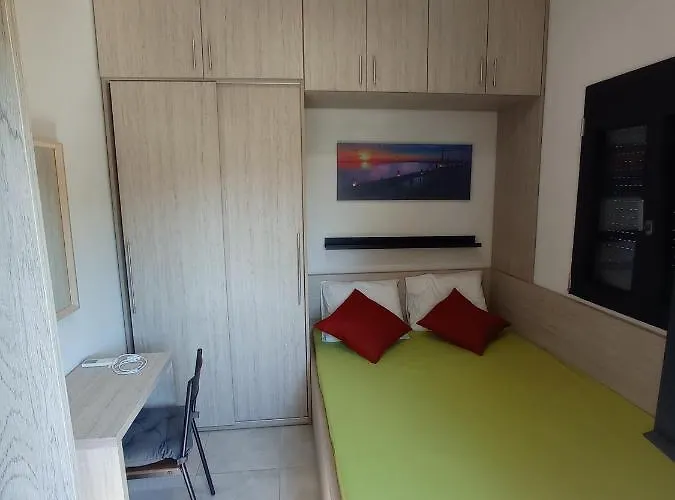 Nikos & Patras Apartament Nea Plagia