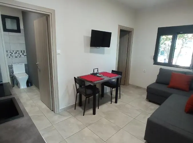 Nikos & Patras Apartament Nea Plagia